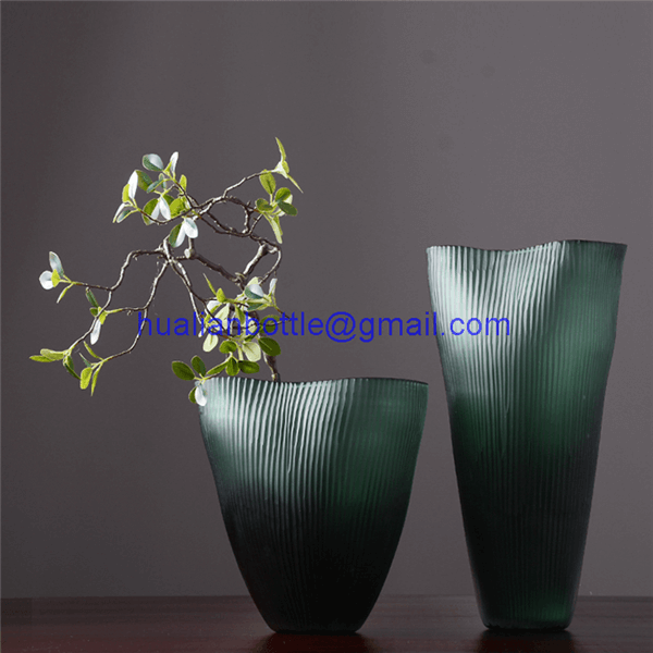 Creative Green Glass Vase Decoration