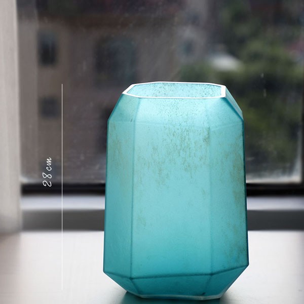 Modern glass vase