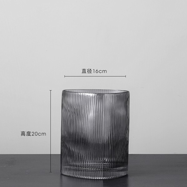 Vertical edged glass vase soft decoration